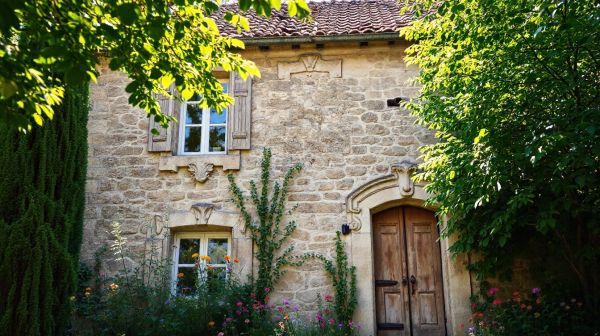 Top artisans pour rénover votre extérieur autour de Pau